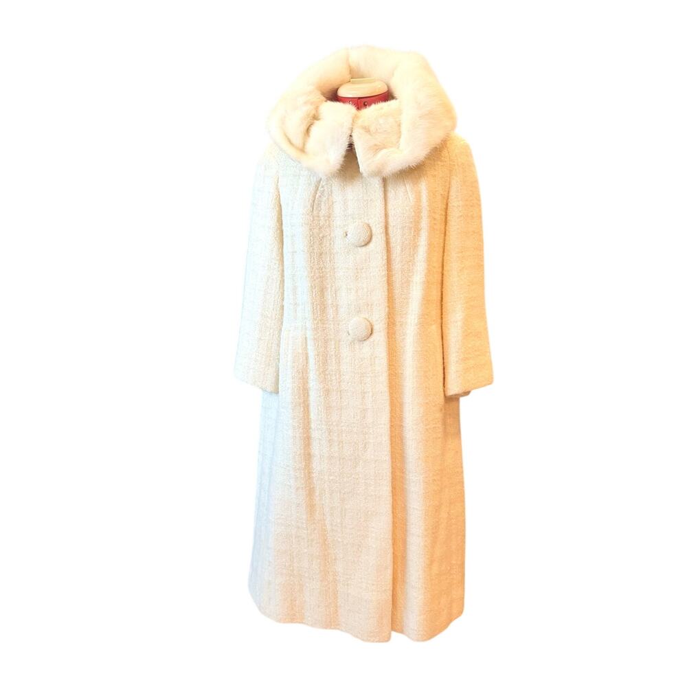 Vintage 1960s ILGWU Ivory Wool Bouclé Coat Genuine Mink Collar Jackie O USA
